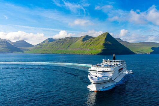 Bus groepsreis Færøer Eilanden en IJsland 2